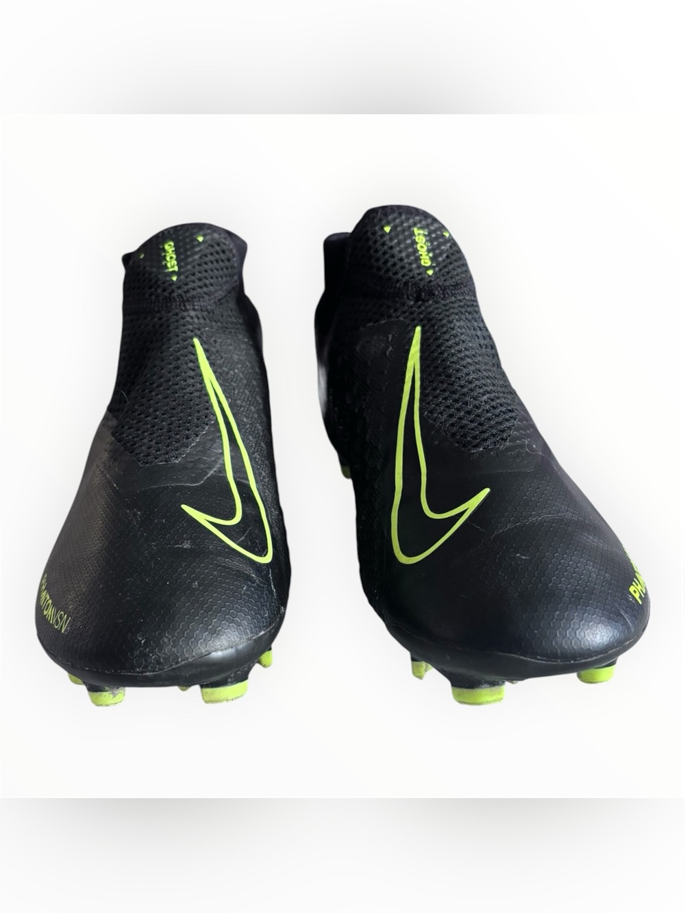 Nike Phantom VSN Black Soccer Cleats with Neon Green Swoosh | Size 8.5